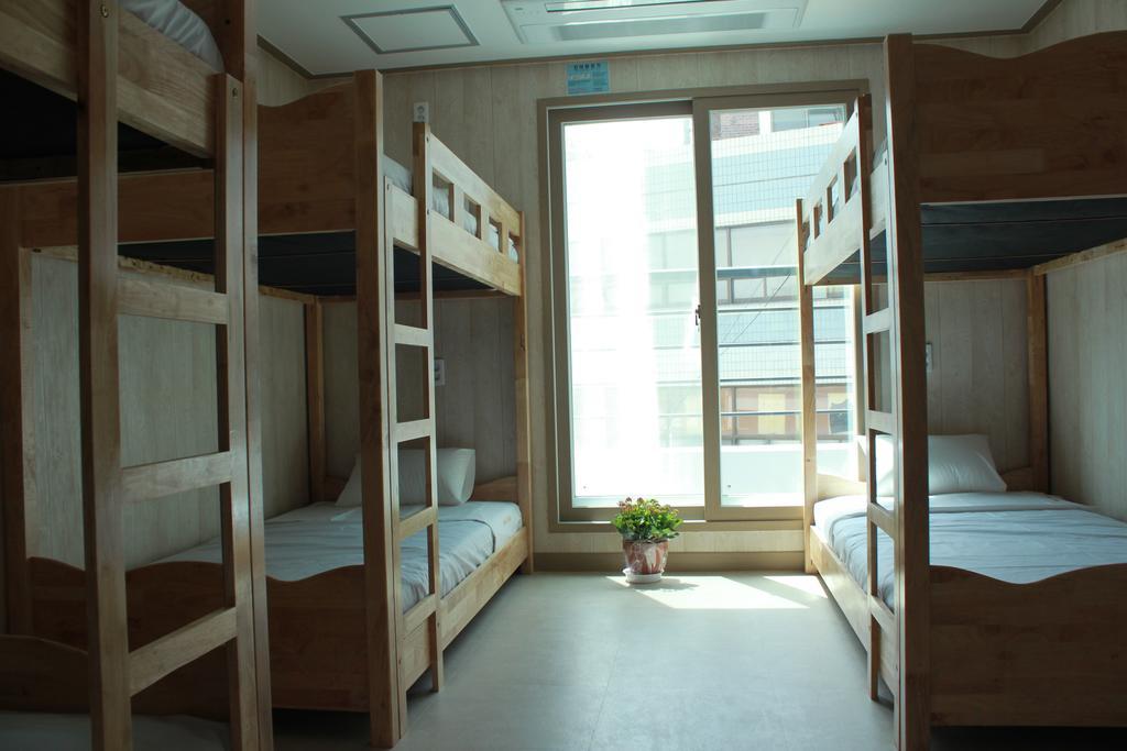 One Percent Hostel Jeonju Ngoại thất bức ảnh