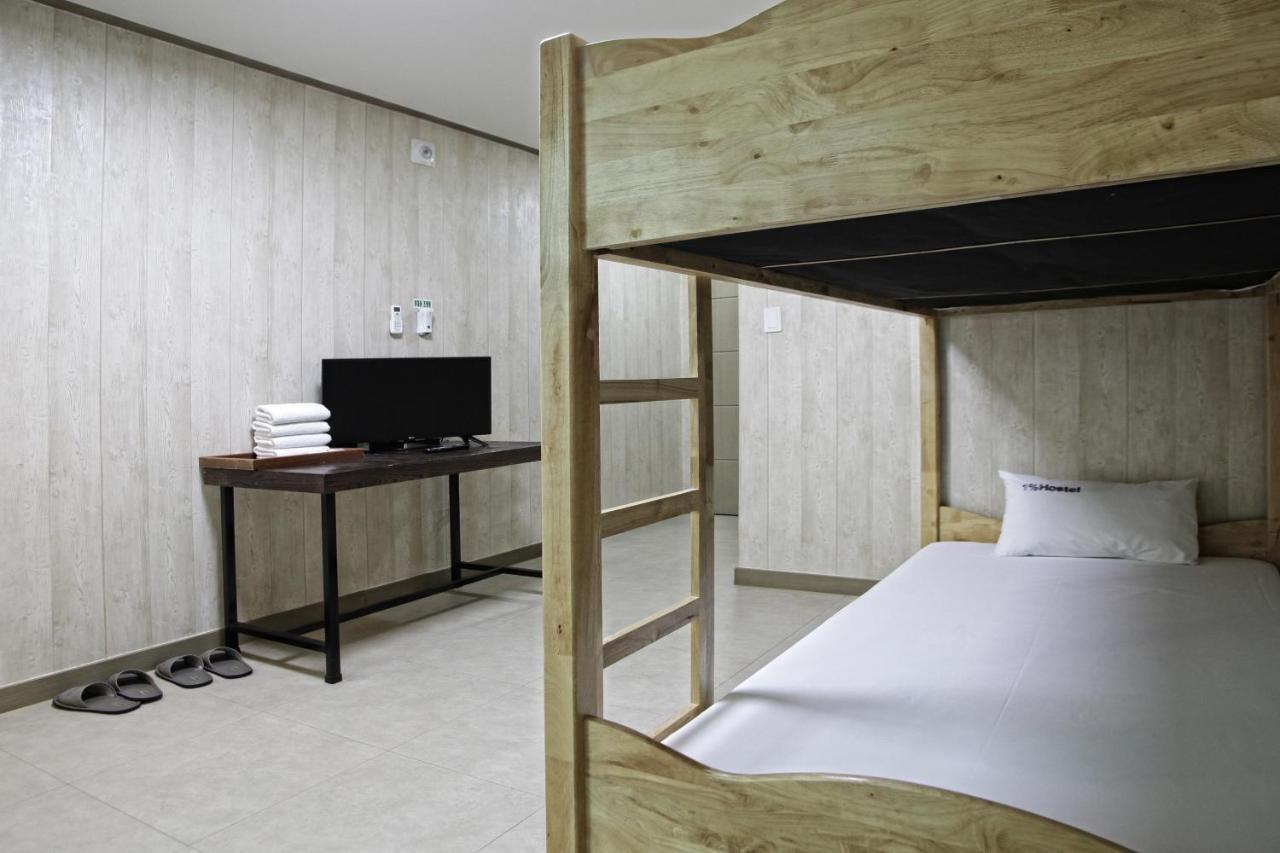 One Percent Hostel Jeonju Ngoại thất bức ảnh