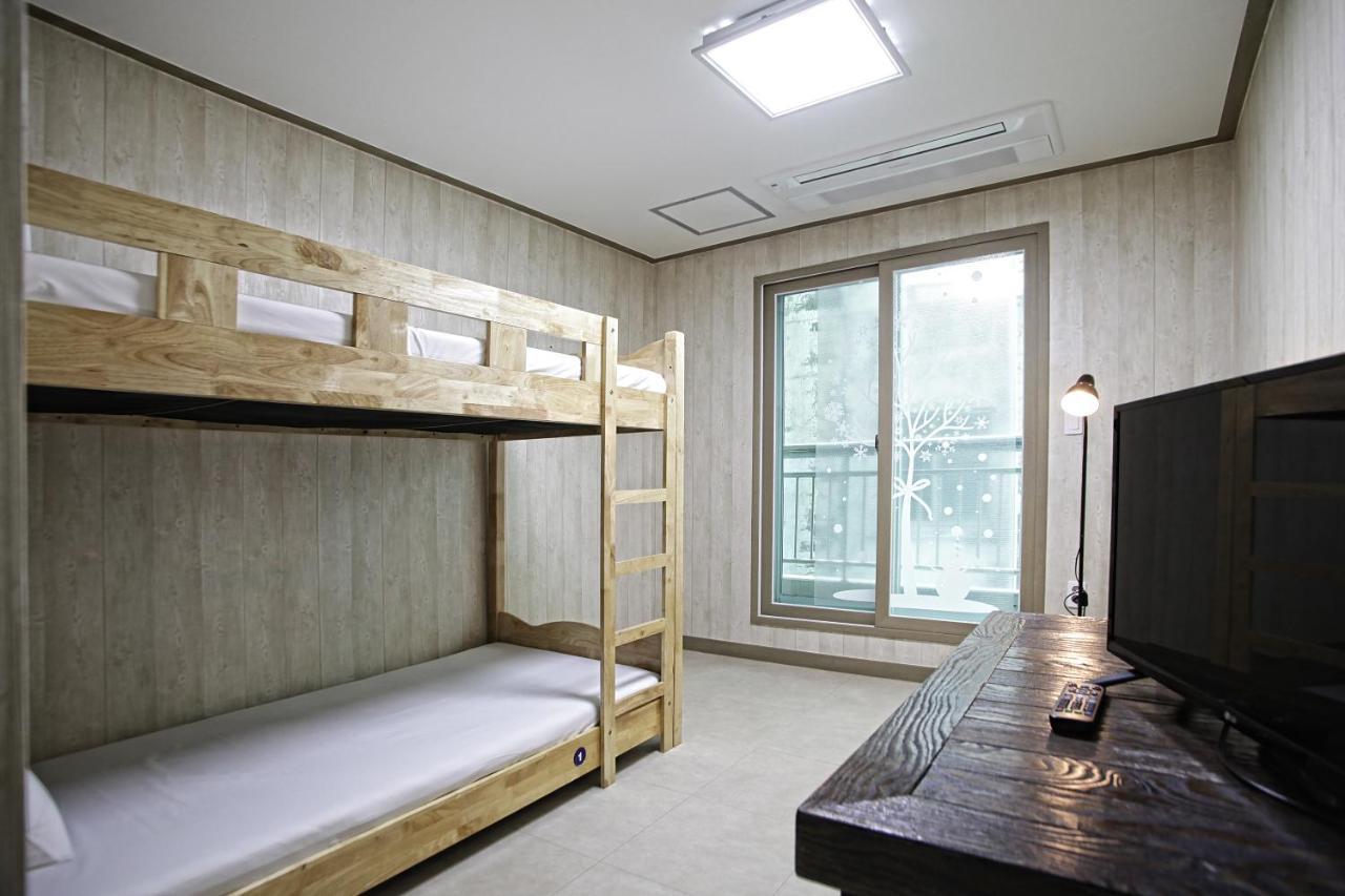 One Percent Hostel Jeonju Ngoại thất bức ảnh