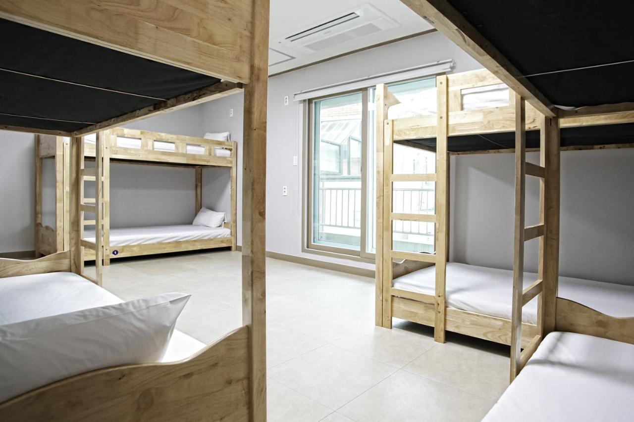 One Percent Hostel Jeonju Ngoại thất bức ảnh