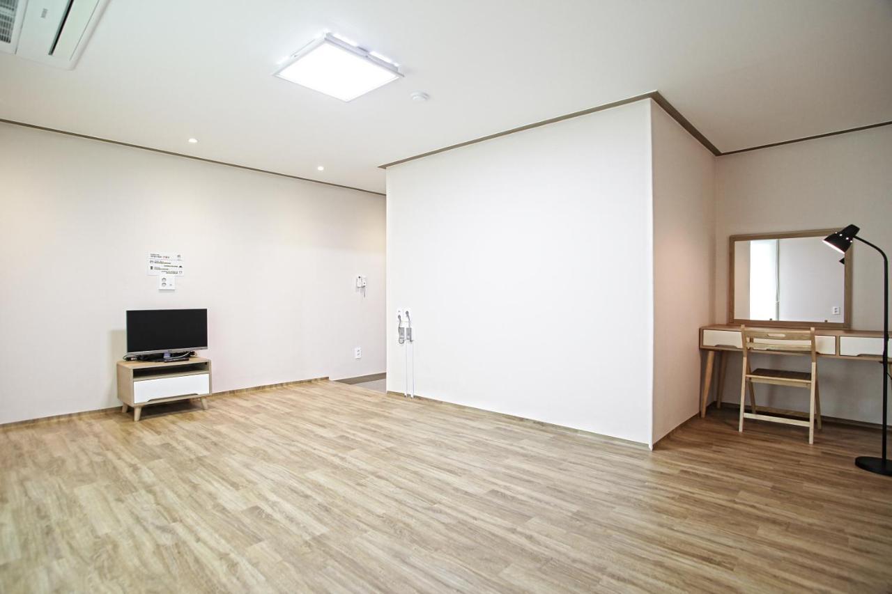 One Percent Hostel Jeonju Ngoại thất bức ảnh