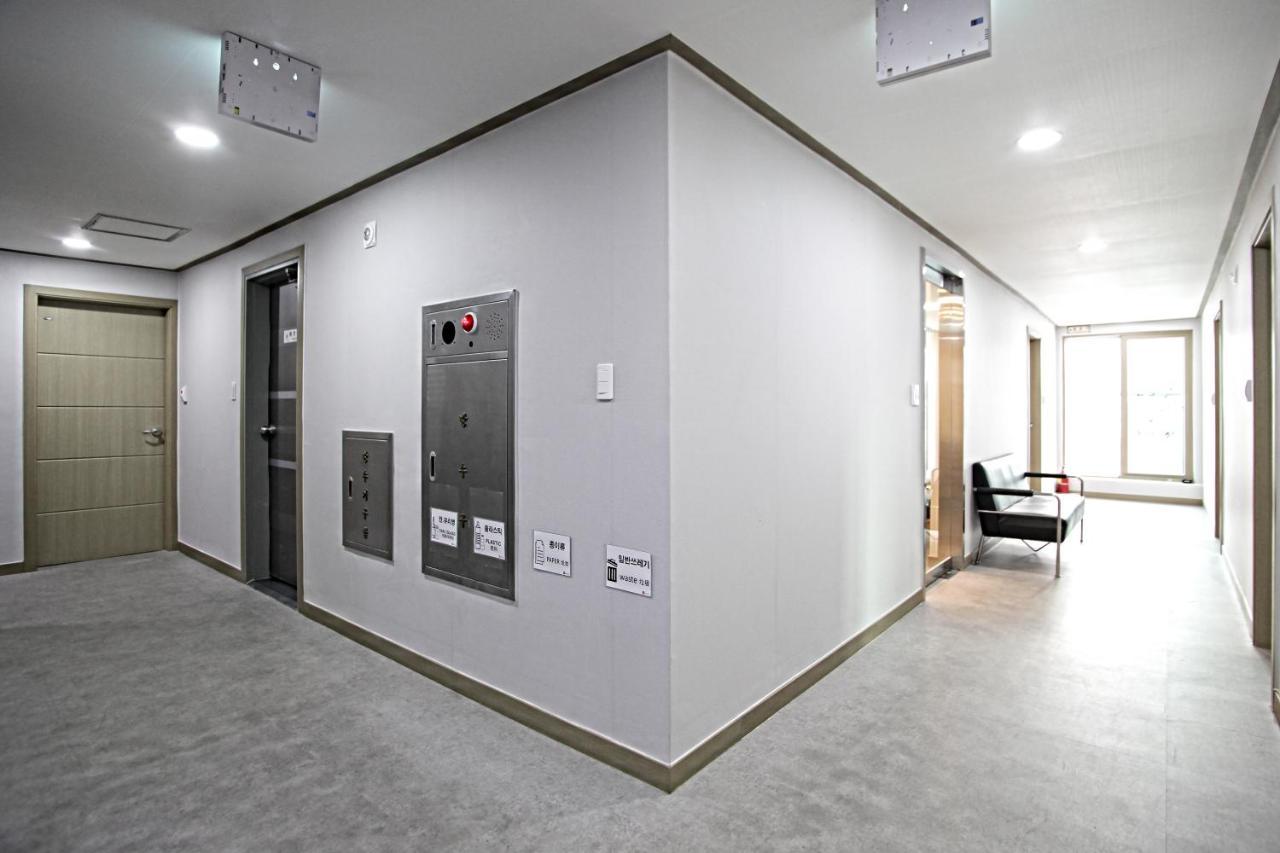 One Percent Hostel Jeonju Ngoại thất bức ảnh