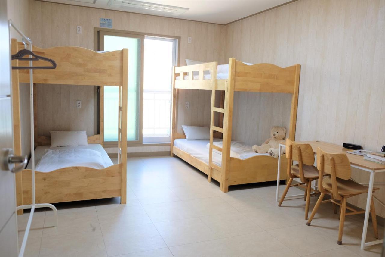 One Percent Hostel Jeonju Ngoại thất bức ảnh